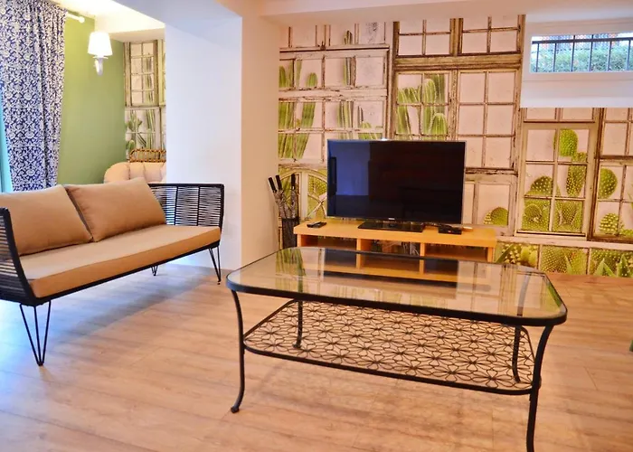 Embassy Corner Appartement