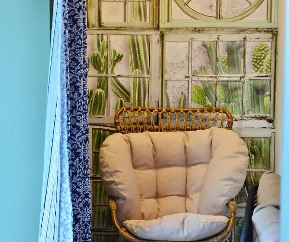 Embassy Corner Appartement *