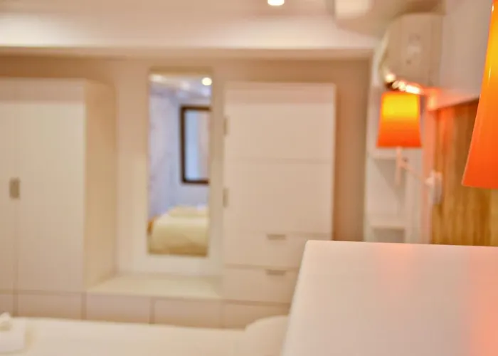 Apartment Embassy Corner *